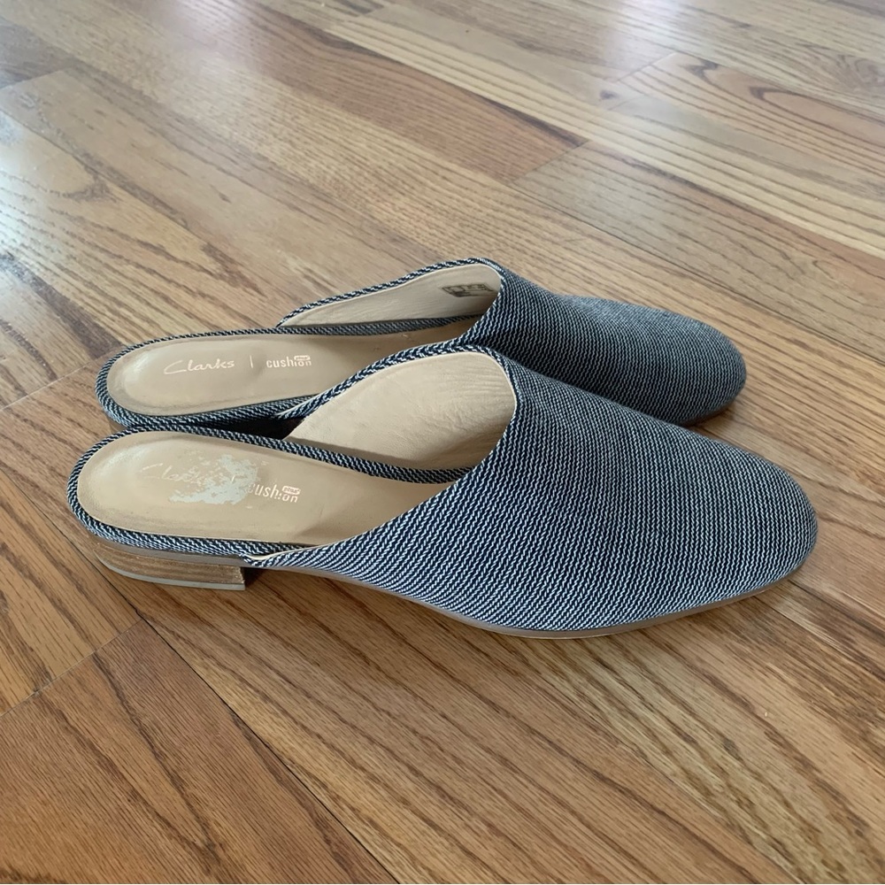Clarks Womens Pure Blush Navy Canvas US 10M Cushion Plus Mules Striped Slip On